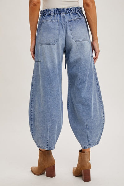 Mid Rise Barrel Jeans