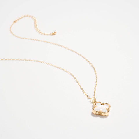 Shell Charm Pendant Necklace