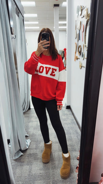 Oversized Love Sweatshirt