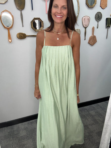 Pleated Detail Maxi Dress