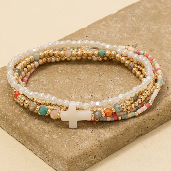 Shell Cross Beaded Bracelet