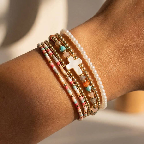 Shell Cross Beaded Bracelet